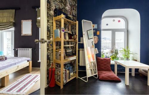 Hostel Whose Suitcase