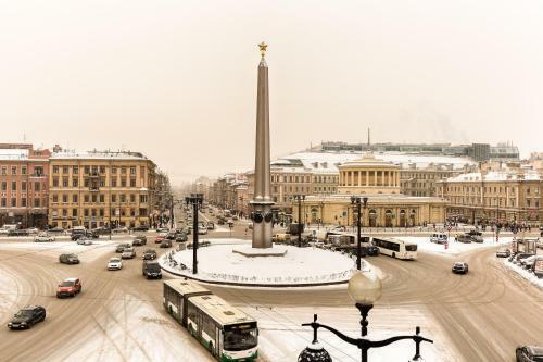 Hostel Whose Suitcase