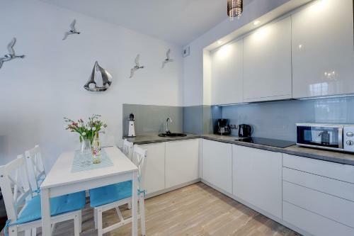 Dom & House - Apartamenty Sopocka Przysta?