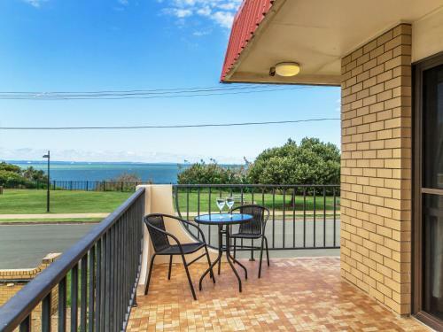 Apartamento Beachfront Apt With Private Pool