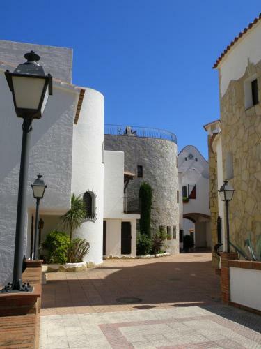 Waterside Apartment - Two Bedroom