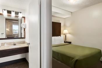 Hotel Saskatoon Thriftlodge