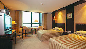 Hotel Golden Crown
