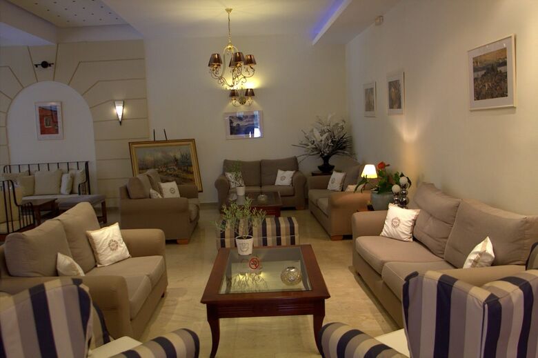 Art Hotel Debono