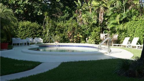 Beach Ridge Apartment