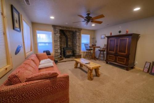 Duck Creek Mt. Cabin