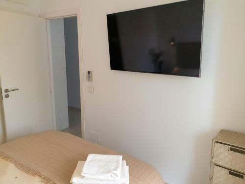Skol Apartments