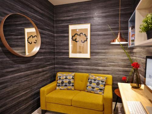 Hostal Pensi�n Pe�aflorida