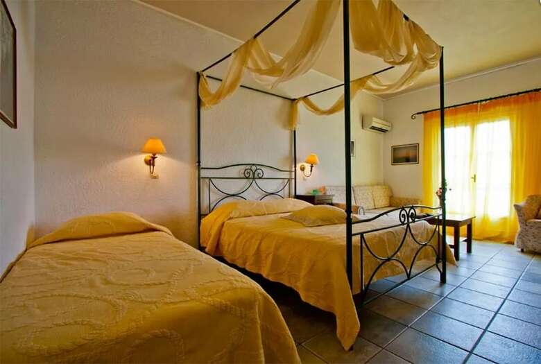 Hotel Aegialis