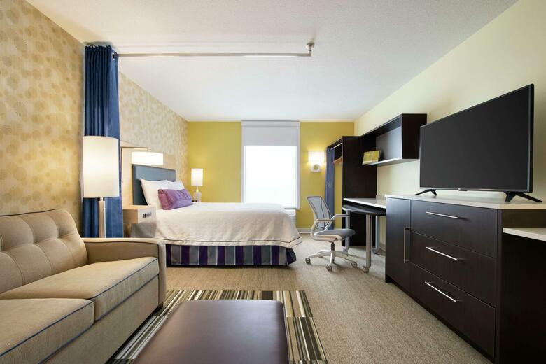 Hotel Home2 Suites By Hilton Fort St. John, British Colu
