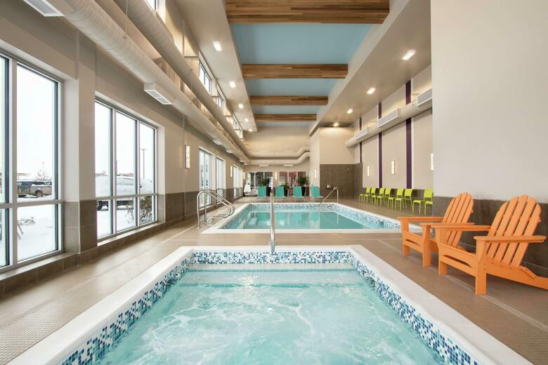 Hotel Home2 Suites By Hilton Fort St. John, British Colu