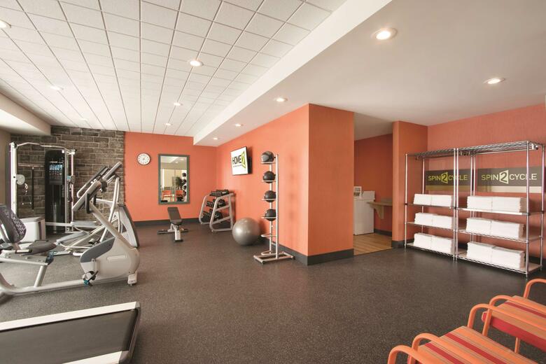 Hotel Home2 Suites By Hilton Fort St. John, British Colu