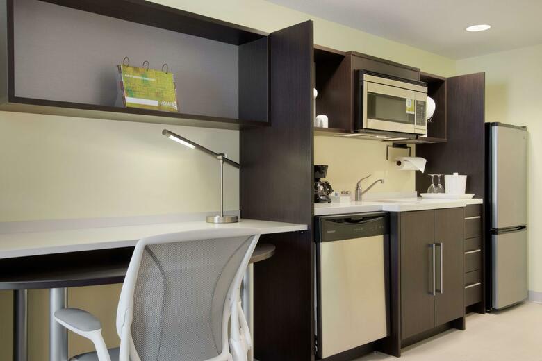 Hotel Home2 Suites By Hilton Fort St. John, British Colu