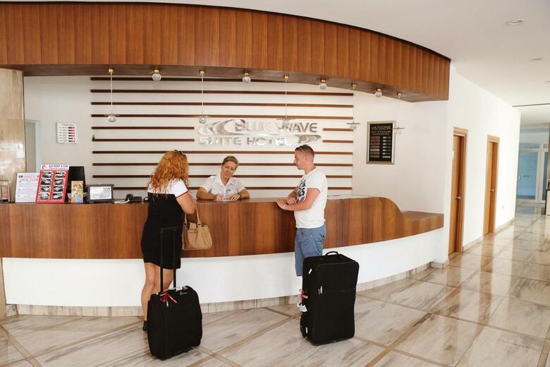 Hotel Blue Wave Suite