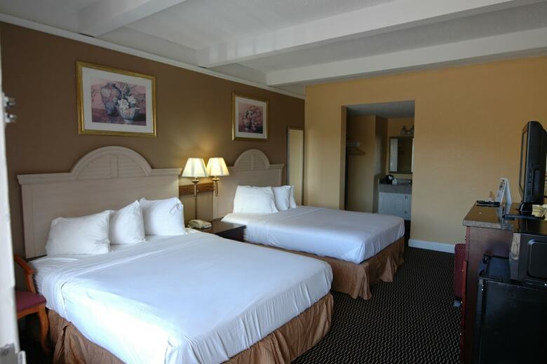 Magnuson Hotel Convention Center