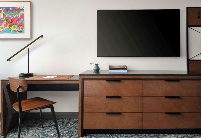 Hotel Alpenrock Breckenridge, Curio Collection By Hilton