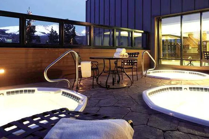 Hotel Alpenrock Breckenridge, Curio Collection By Hilton