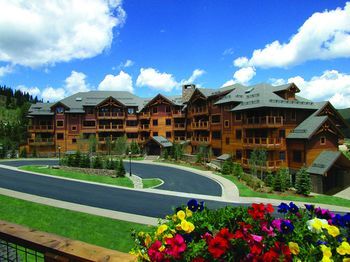 Hotel Mountain Thunder Lodge