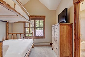 Hotel Mountain Thunder Lodge