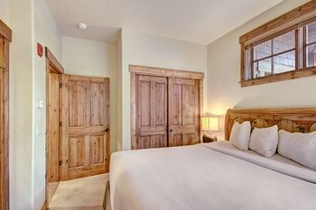 Hotel Mountain Thunder Lodge