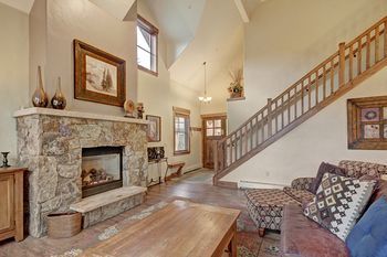 Hotel Mountain Thunder Lodge