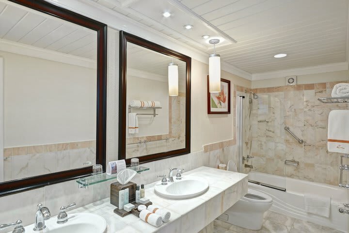 Hotel Tamarind Cove
