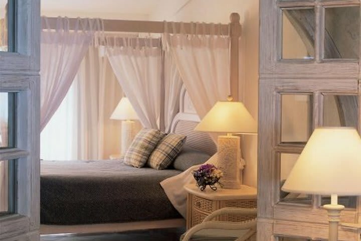 Hotel Tamarind Cove
