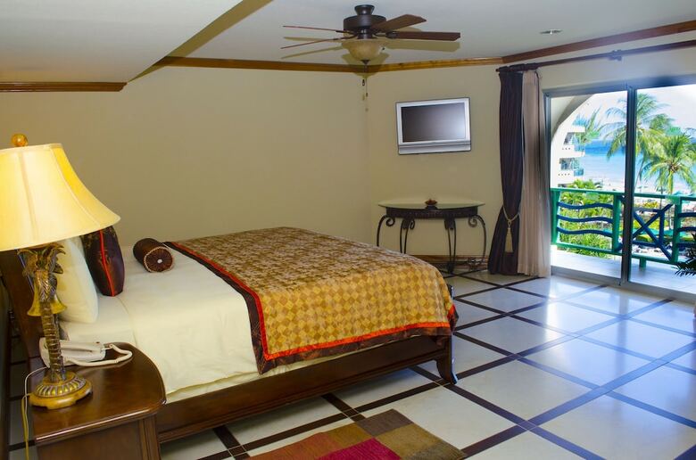 Hotel Accra Beach Resort