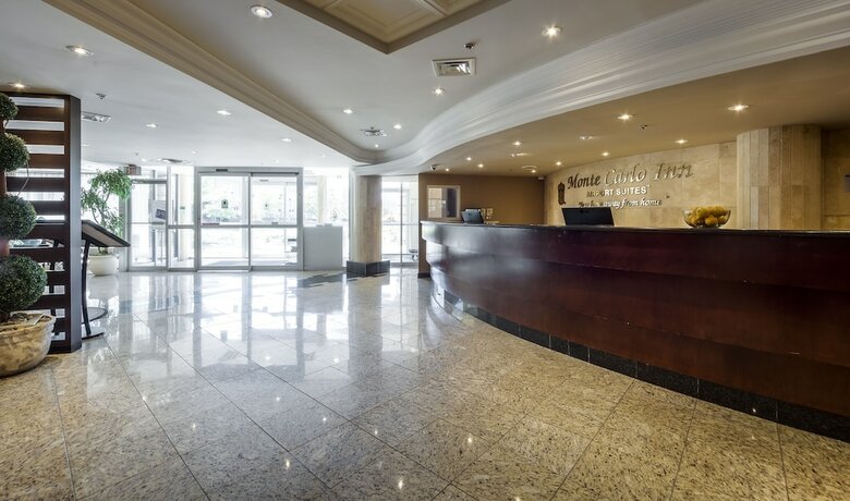 Hotel Monte Carlo Inn Airport Suites