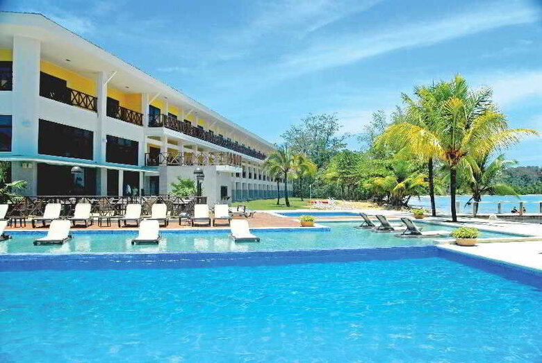 Playa Tortuga Hotel Beach & Resort
