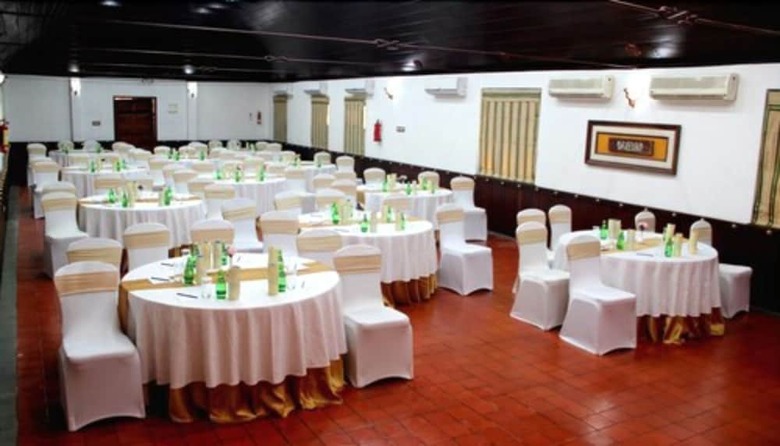 Hotel Kumarakom Lake Resort