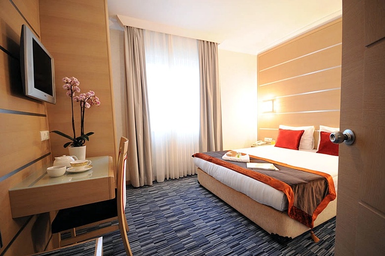 Sv Boutique Hotel