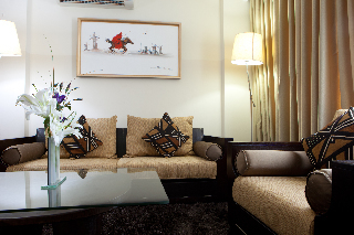 Oak Plaza Hotel