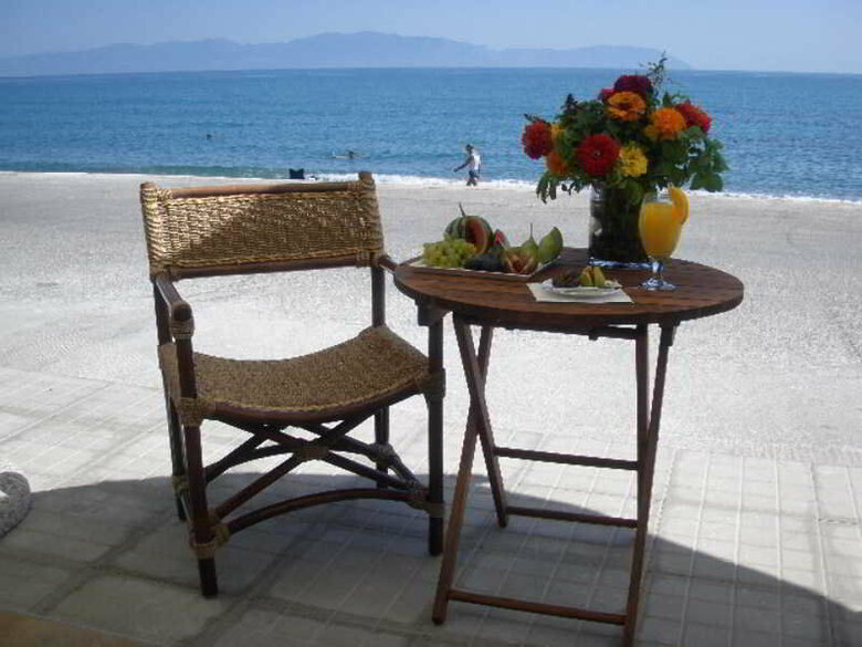 Hotel Maneas Beach