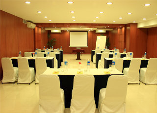 Hotel Shilton Royale