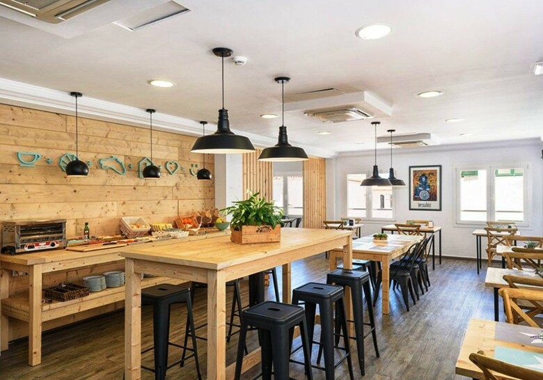 Hotel Jume Hostal