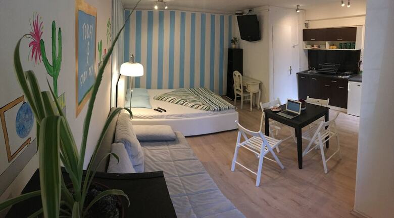Hostal Baroque