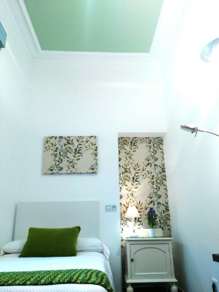 Hostal Bru�a