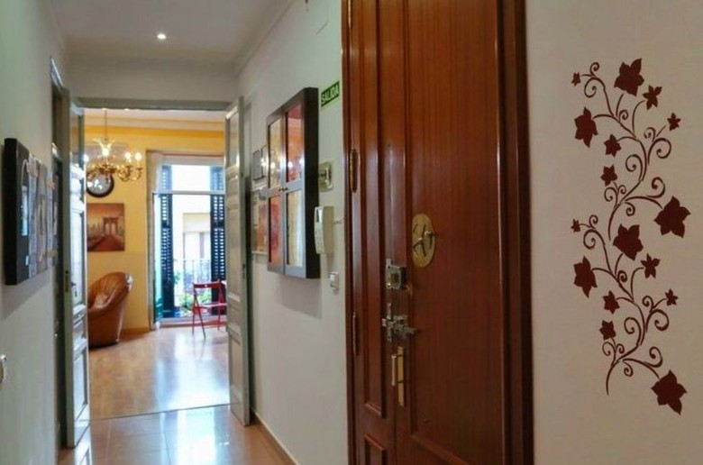 Hostal Bru�a