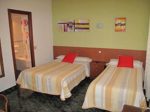 Hostal Bru�a
