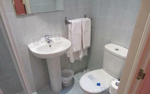 Hostal Bru�a
