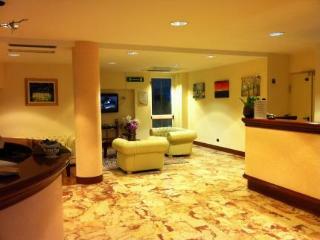 King Rose Hotel