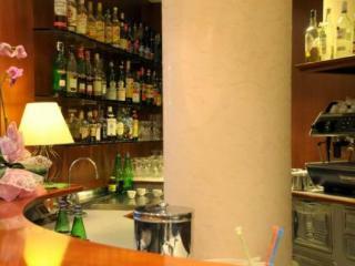 King Rose Hotel