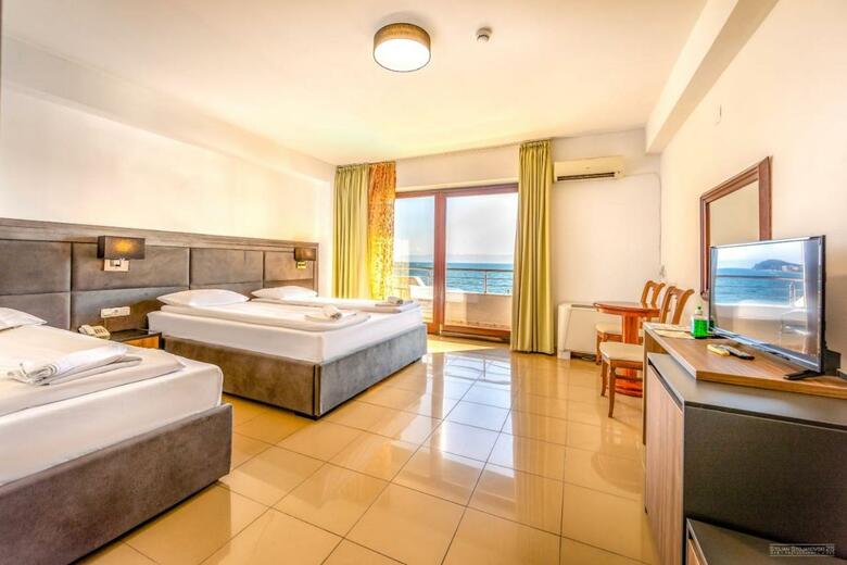 Hotel Tino