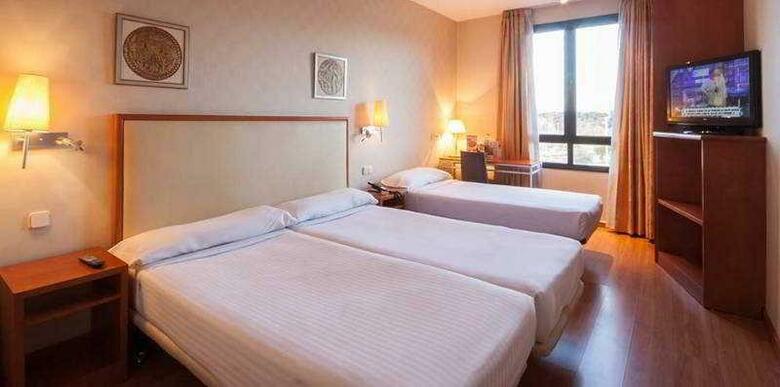 Hotel Th Boadilla