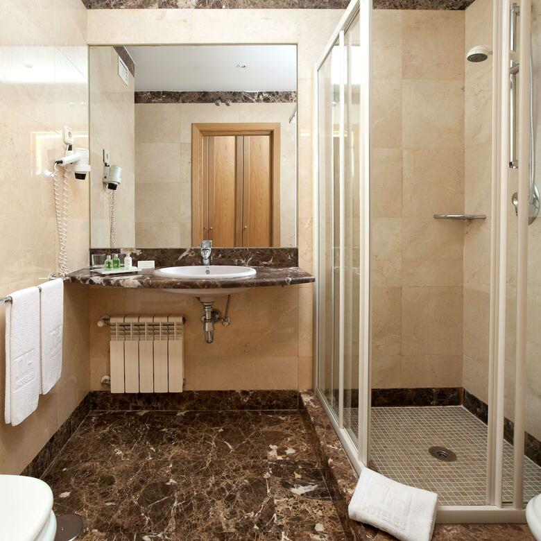 Hotel Crisol Legan�s