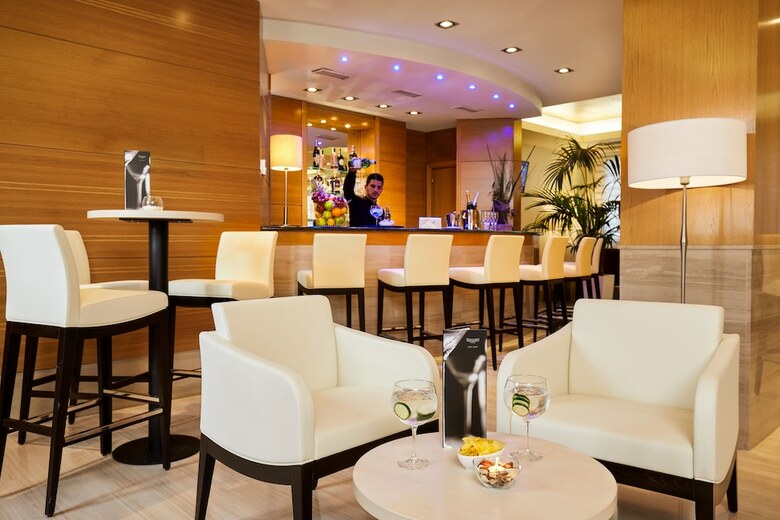 Hotel Sercotel Alcal� 611