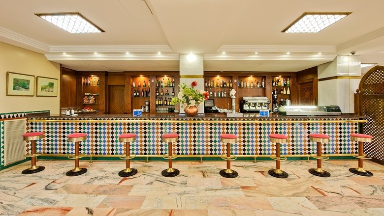 Hotel Alixares