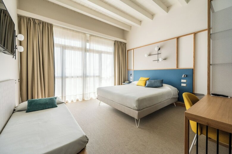 Hotel Mosaico Beach Resort
