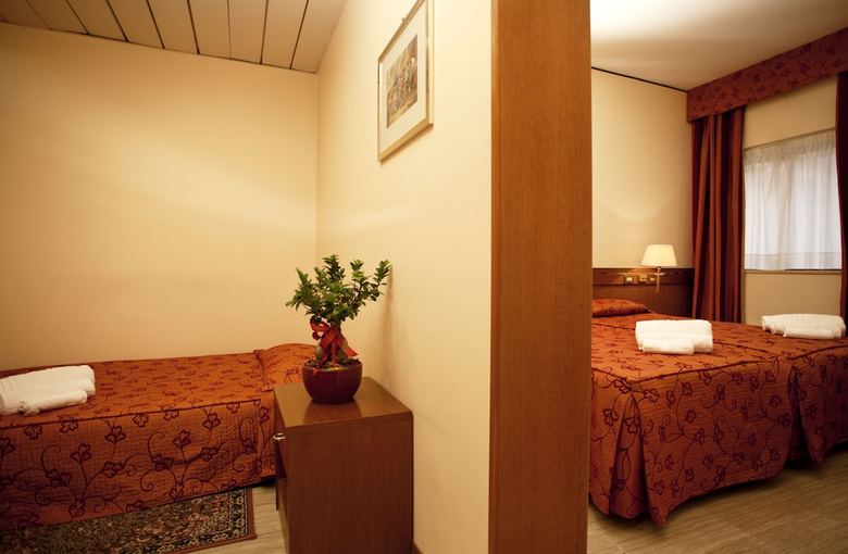 Hotel Augustus